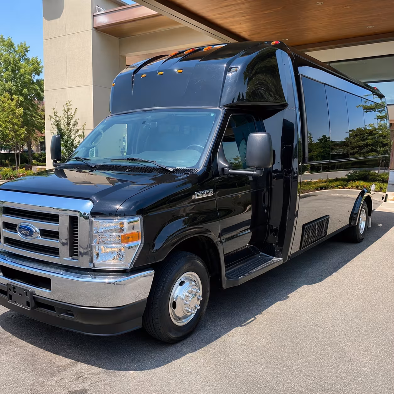 bachelorette and bachelor party bus rentals in henderson and las vegas
