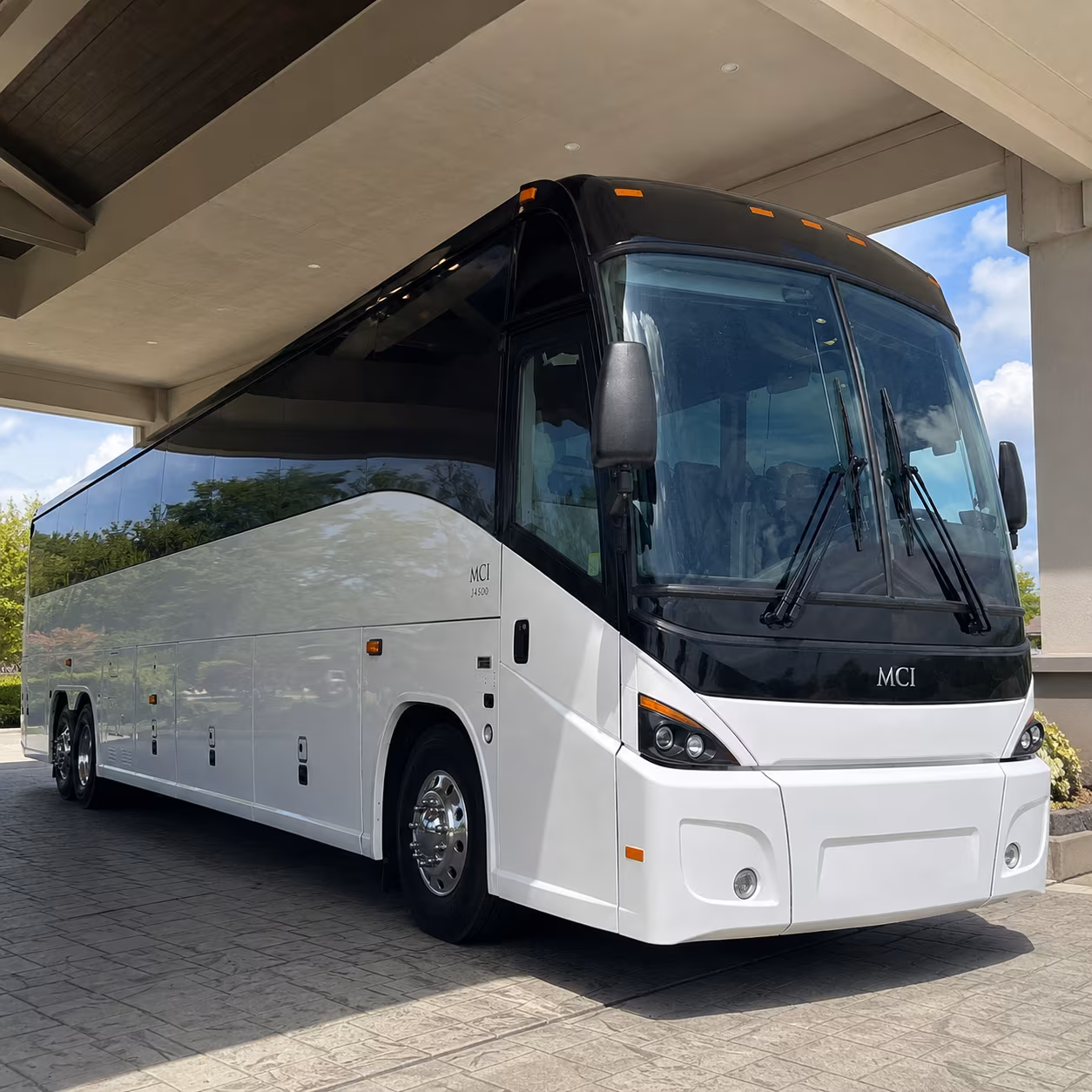daily shuttle buses for casino resort employees commuting from henderson to the strip